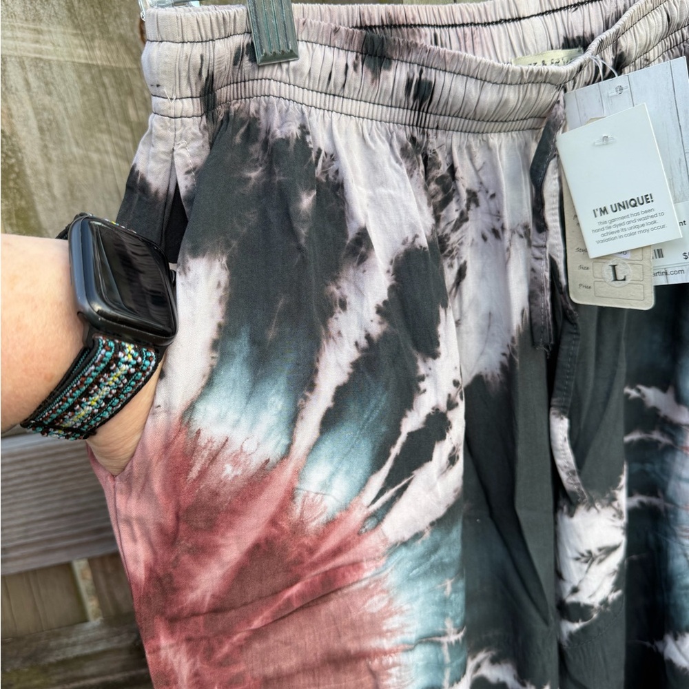 Yak & Yeti - Tie-Dye Wide-Leg Belled Pants - Picture 6 of 6